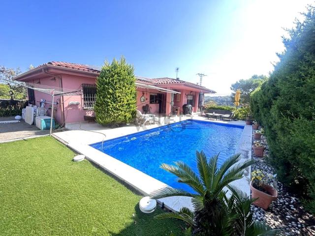 Chalet, Begur