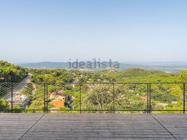 Chalet, Begur