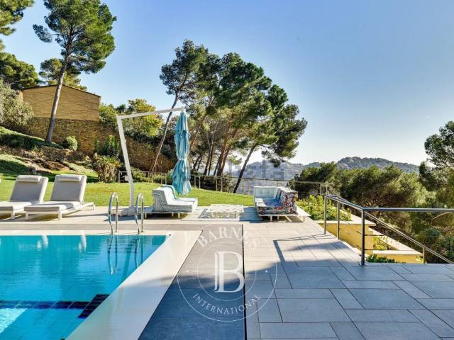 Chalet, Begur