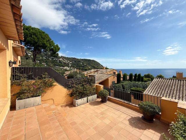 Chalet, Begur