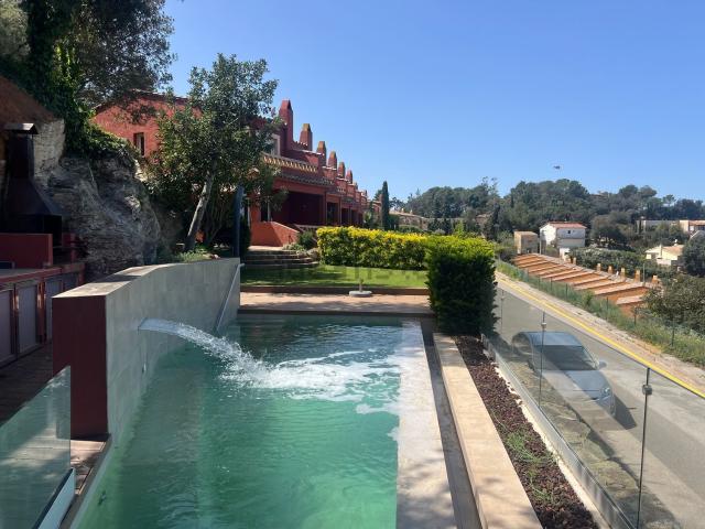 Chalet, Begur