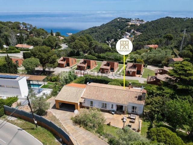 Chalet, Begur
