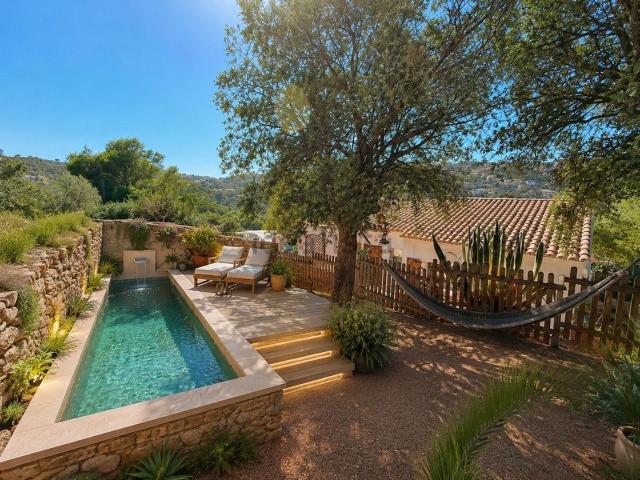 Chalet, Begur