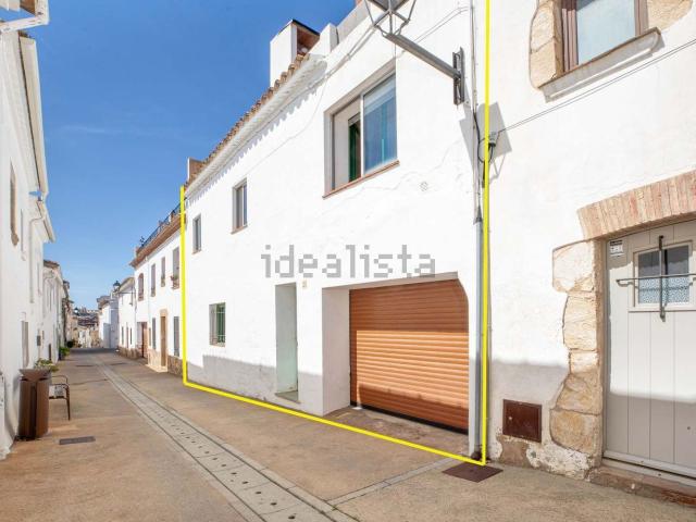 Chalet, Begur