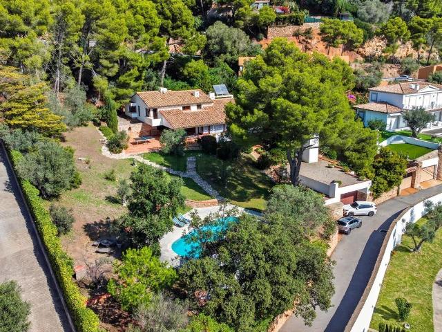 Chalet, Begur