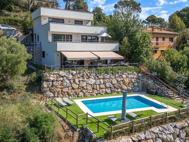 Chalet, Begur