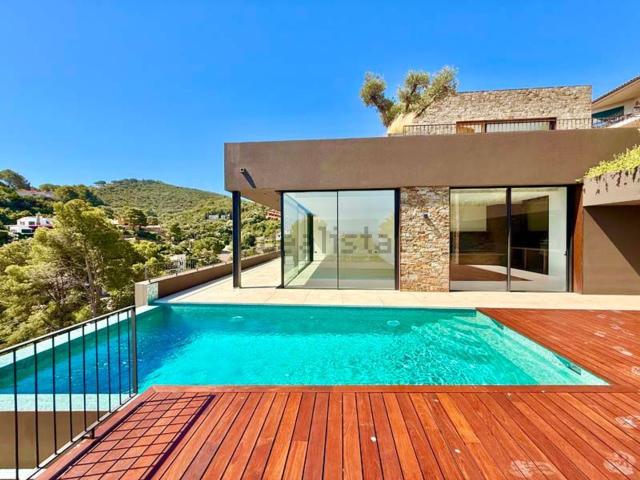 Chalet, Begur