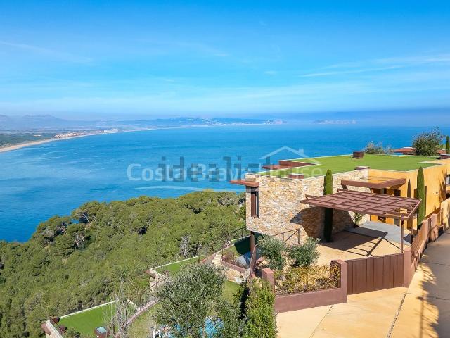 Chalet, Begur