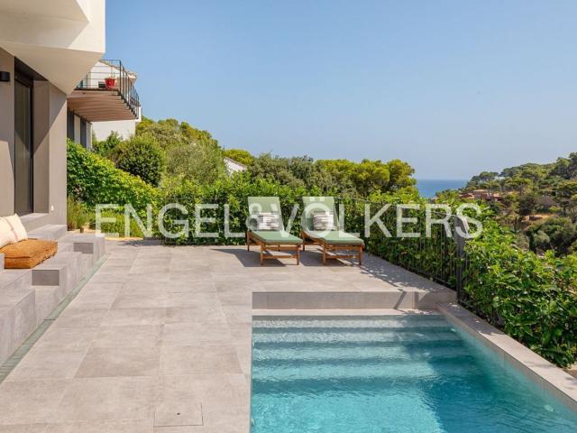 Chalet, Begur