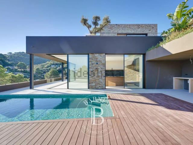 Chalet, Begur