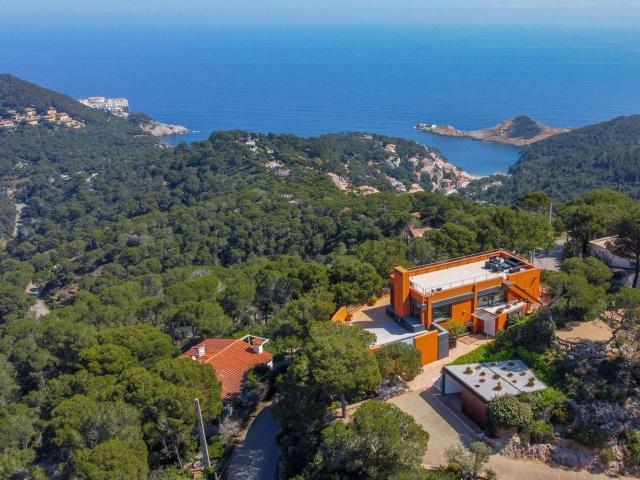 Chalet, Begur