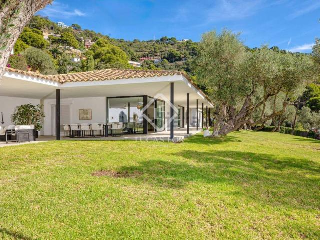Chalet, Begur