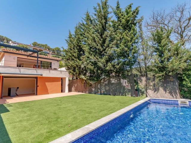 Chalet, Begur