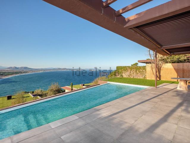 Chalet, Begur