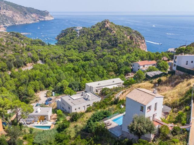 Chalet, Begur