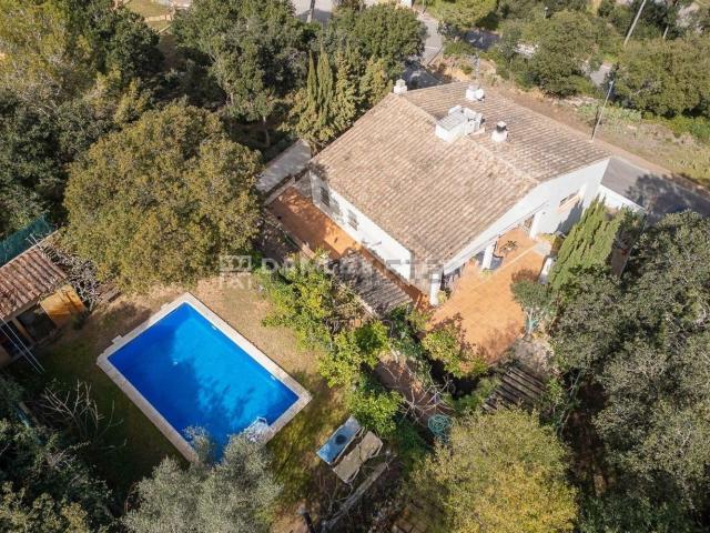 Chalet, Begur