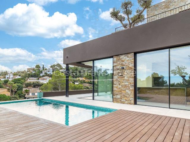 Chalet, Begur