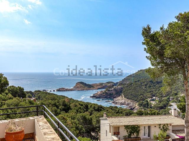 Chalet, Begur