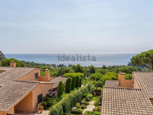Chalet, Begur