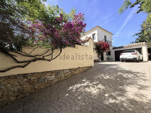 Chalet, Bel Air, Estepona