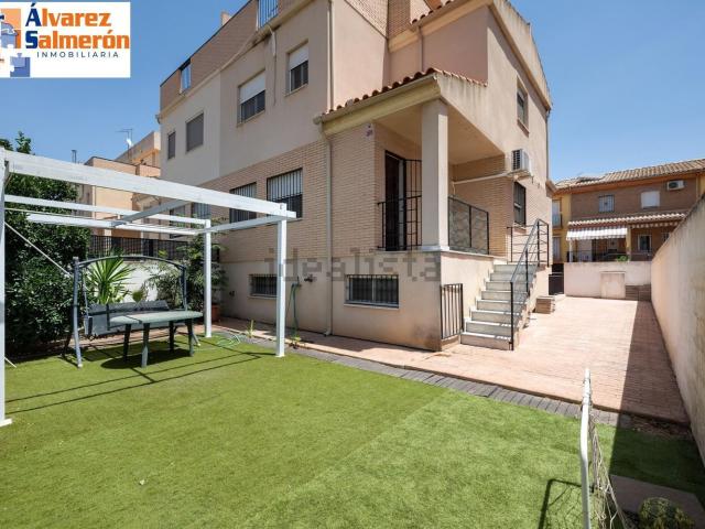 Chalet, Belicena