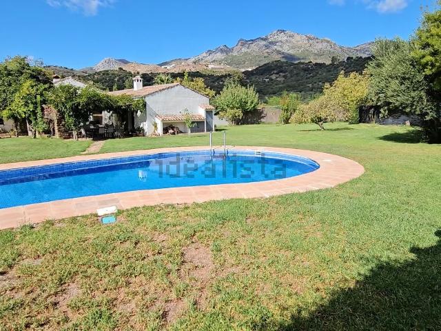 Chalet, Benalauria
