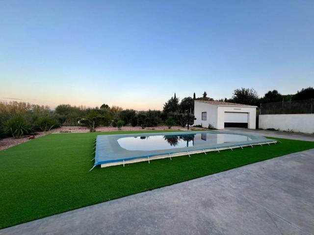 Chalet, Benimarfull