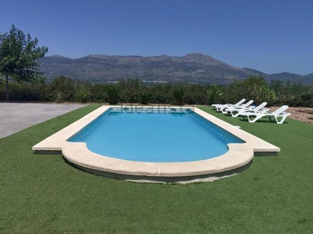 Chalet, Benimarfull