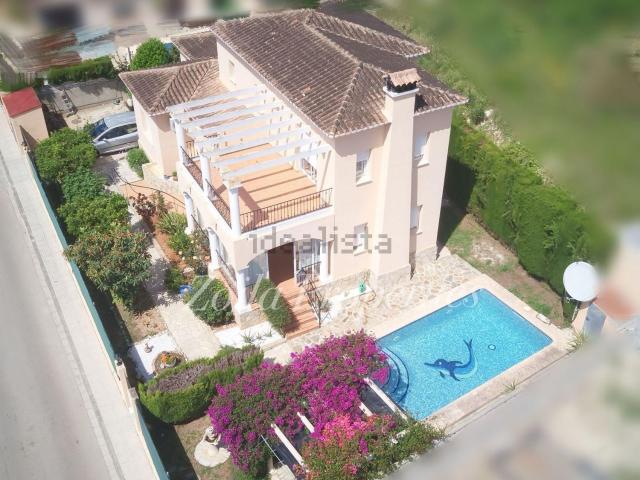 Chalet, Beniarbeig