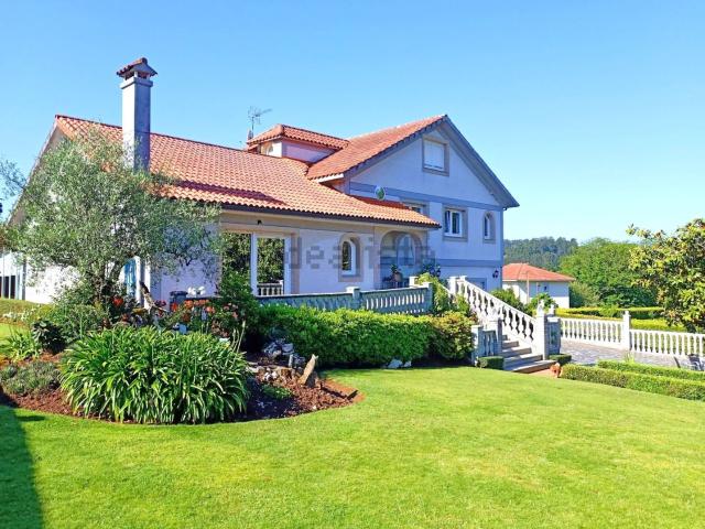 Chalet, Bergondo