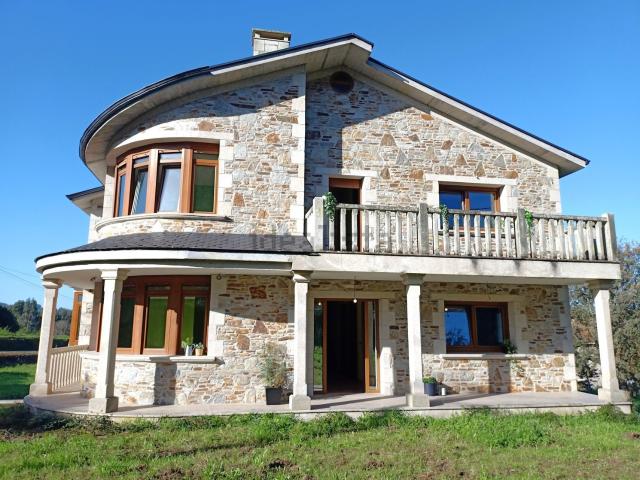 Chalet, Bergondo