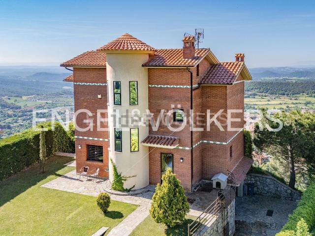 Chalet, Berga