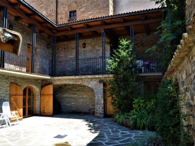Chalet, Biescas