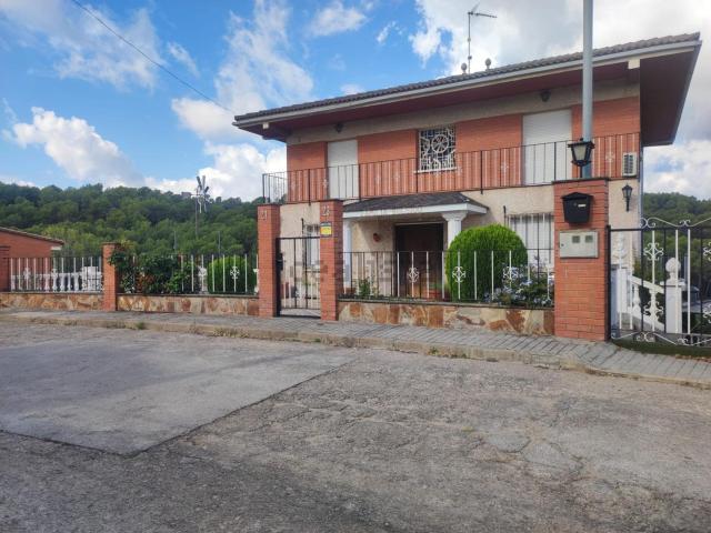 Chalet, Bigues i Riells