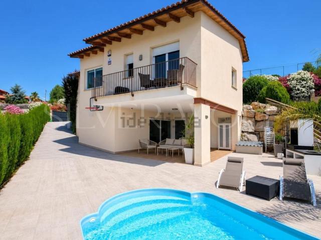 Chalet, Bigues i Riells