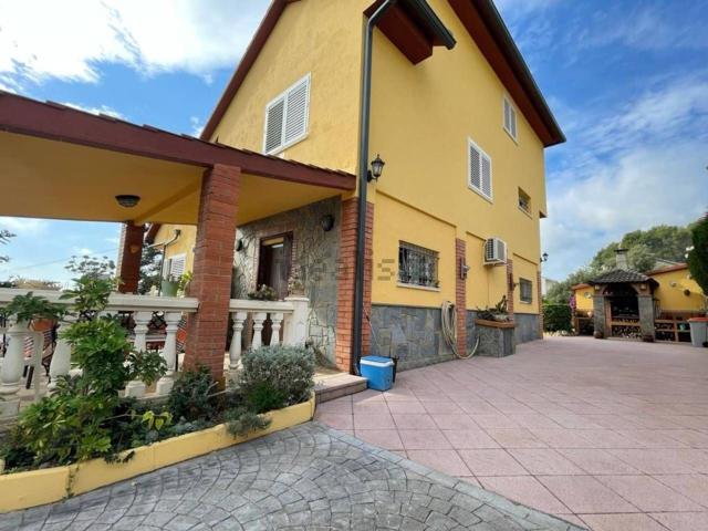Chalet, Bigues i Riells