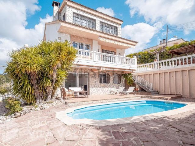 Chalet, Bigues i Riells