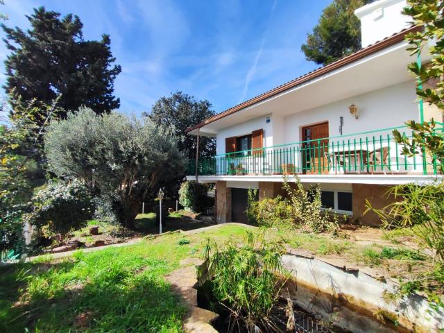 Chalet, Bigues i Riells