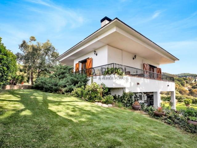Chalet, Bigues i Riells