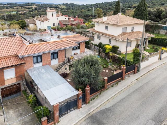 Chalet, Bigues i Riells