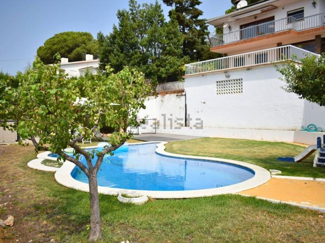 Chalet, Bigues i Riells
