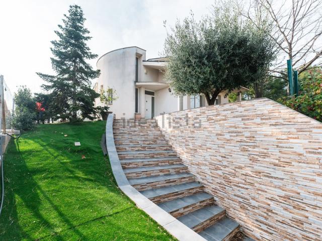 Chalet, Bigues i Riells