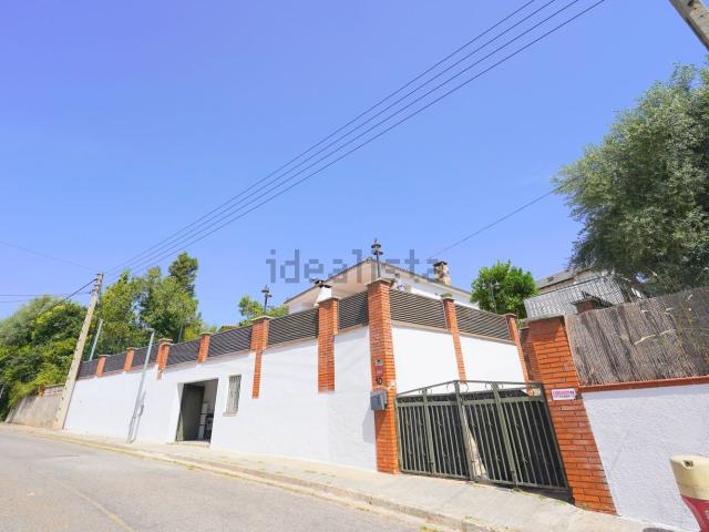 Chalet, Bigues i Riells
