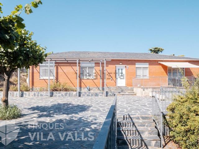 Chalet, Bigues i Riells