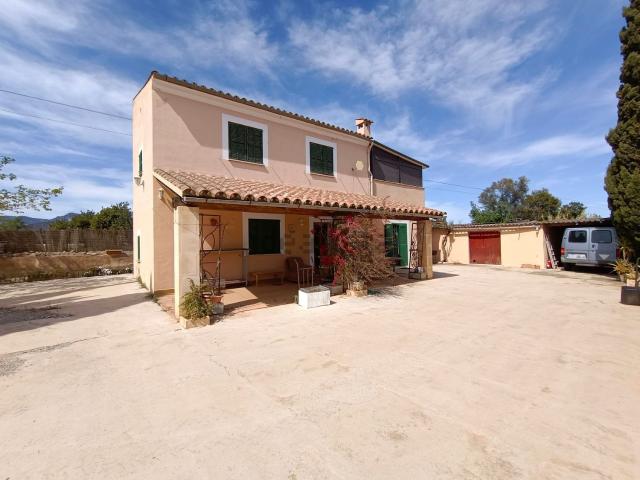Chalet, Binissalem