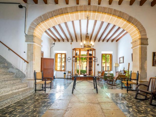 Chalet, Binissalem