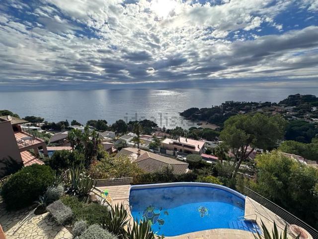 Chalet, Blanes