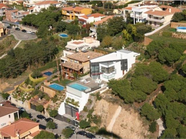 Chalet, Blanes