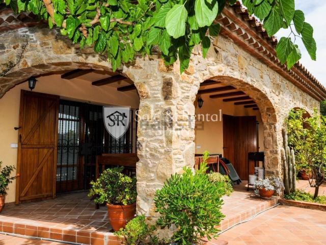 Chalet, Blanes