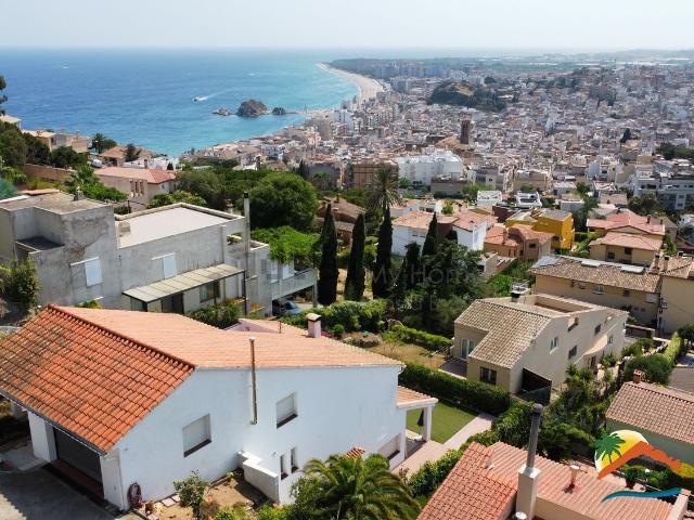 Chalet, Blanes